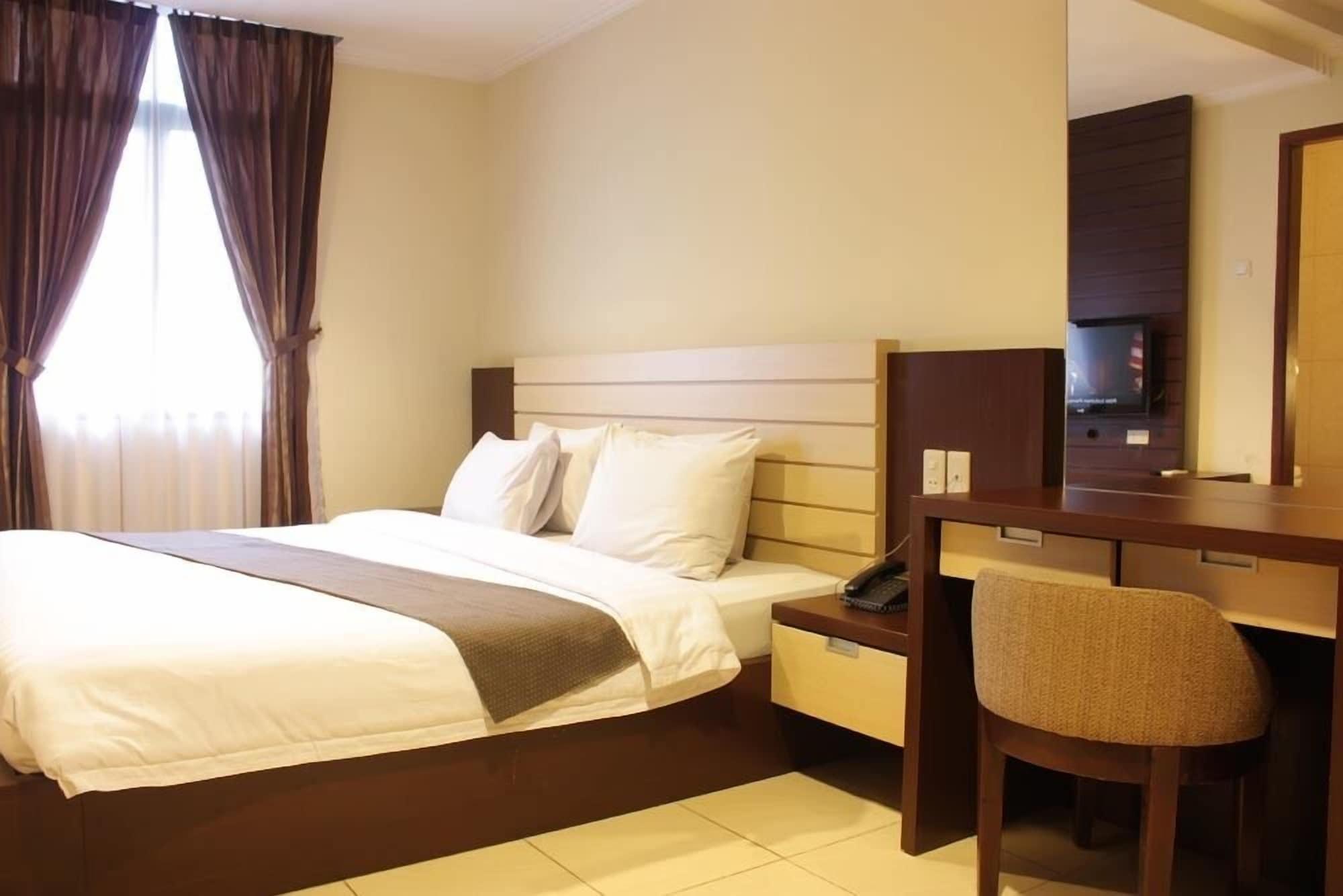 Travellers Suites Serviced Apartments Medan Buitenkant foto