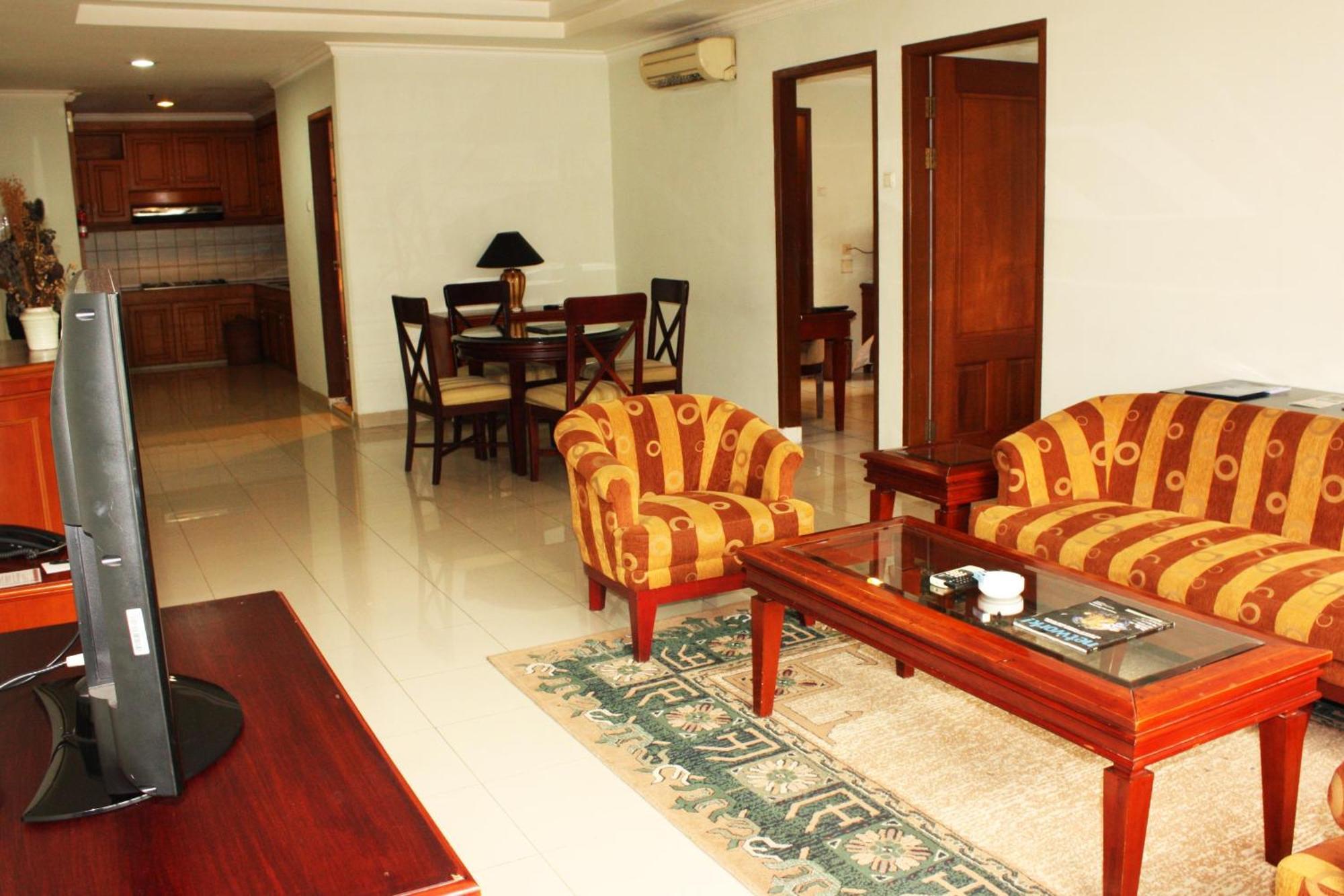 Travellers Suites Serviced Apartments Medan Buitenkant foto