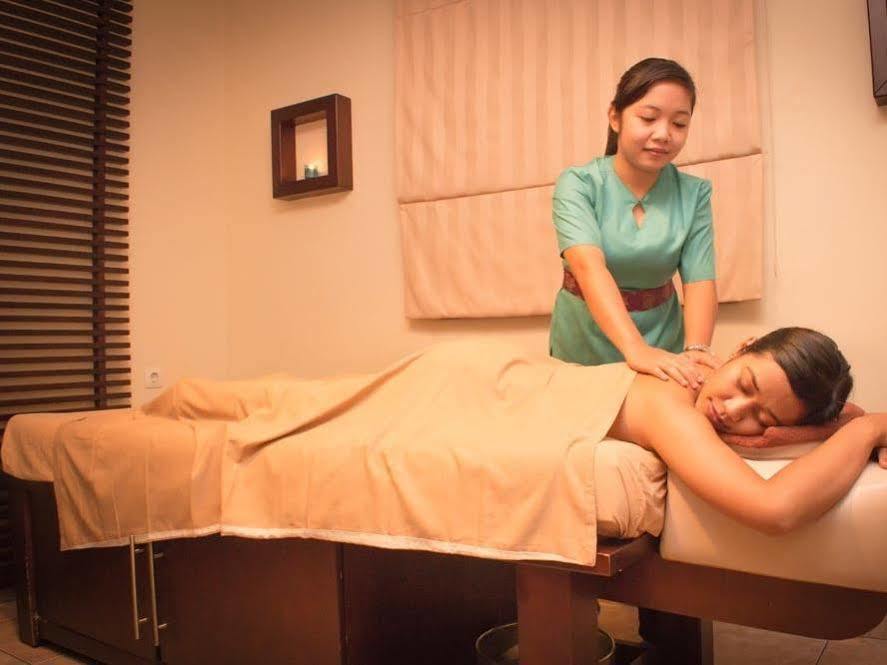 Travellers Suites Serviced Apartments Medan Buitenkant foto