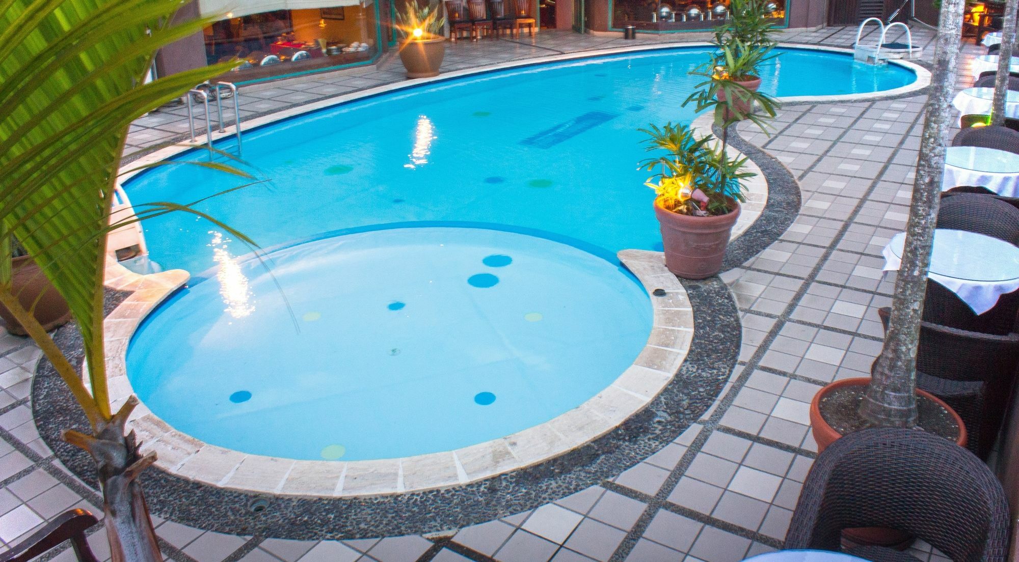 Travellers Suites Serviced Apartments Medan Buitenkant foto
